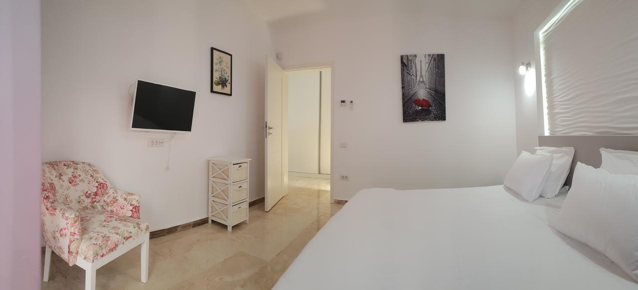 Marble Luxury Apartments Mamaia Exterior photo