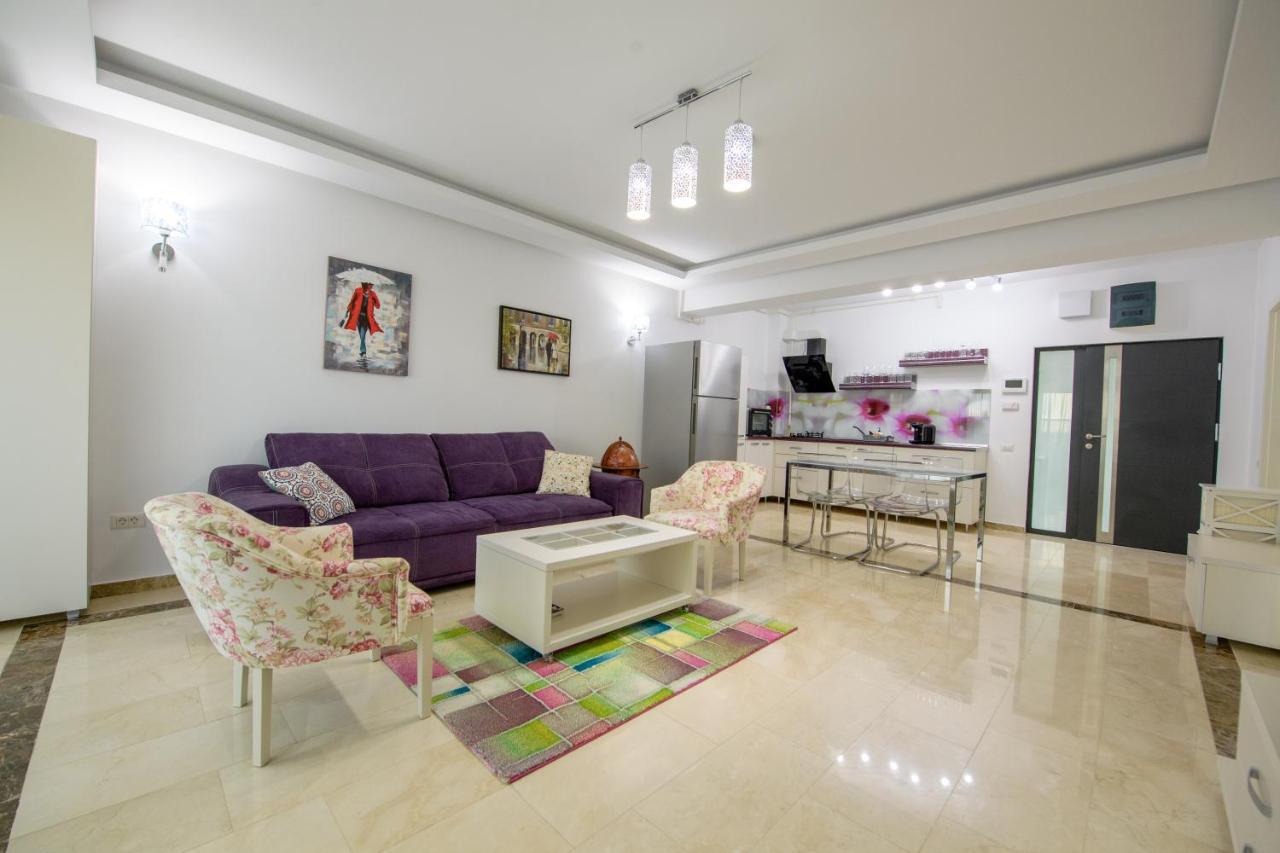 Marble Luxury Apartments Mamaia Exterior photo