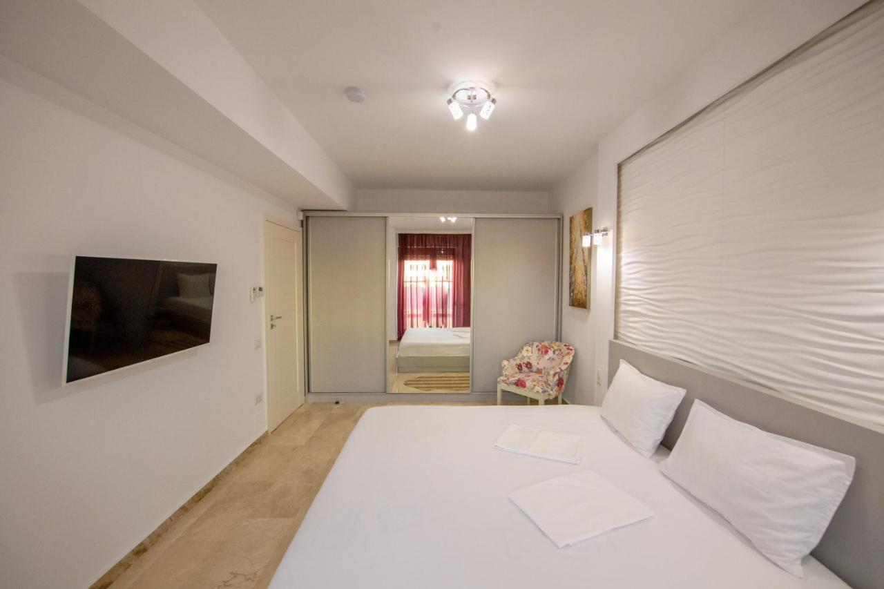 Marble Luxury Apartments Mamaia Exterior photo